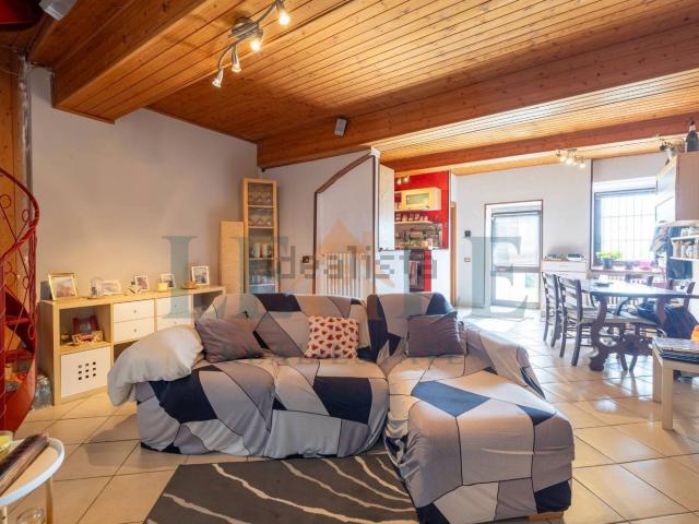 Appartamento in vendita a Campagna, Arona