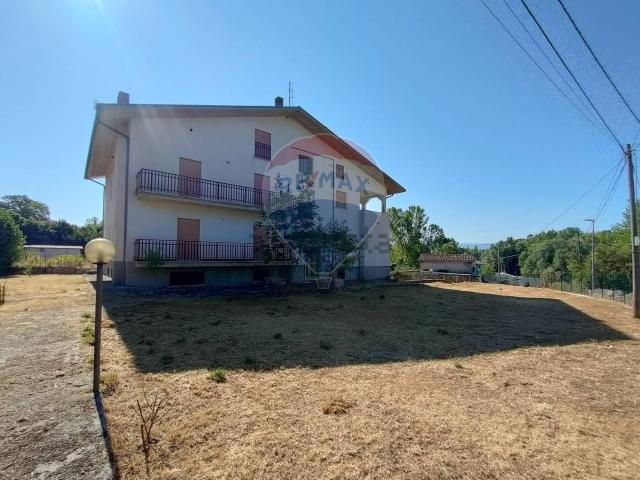 Appartamento in vendita a Pizzoli, Abruzzo