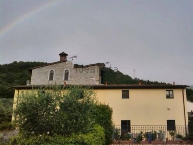 Appartamento in vendita a Calenzano, Toscana