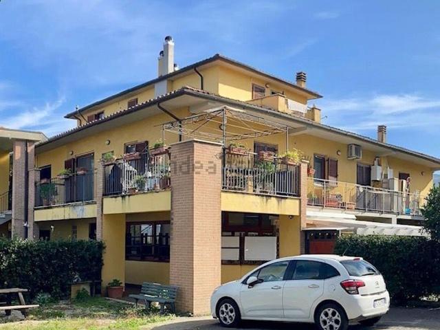Appartamento in vendita a Terni, Umbria