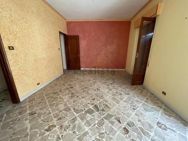 Appartamento in vendita a Aci Santa Lucia, Aci Catena