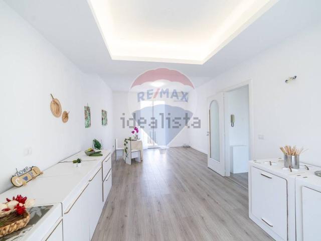Appartamento in vendita a Aci Santa Lucia, Aci Catena