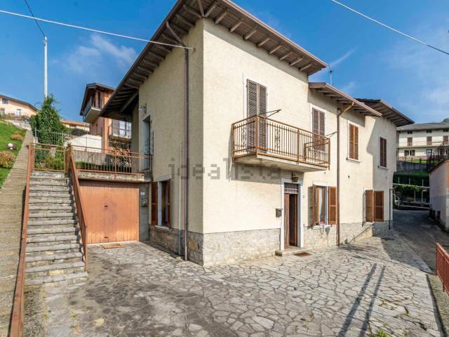 Appartamento in vendita a Berbenno, Lombardia