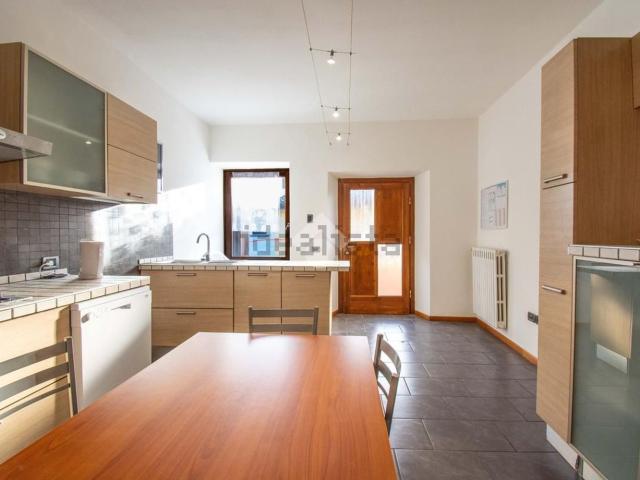 Appartamento in vendita a Gardoncino, Manerba Del Garda