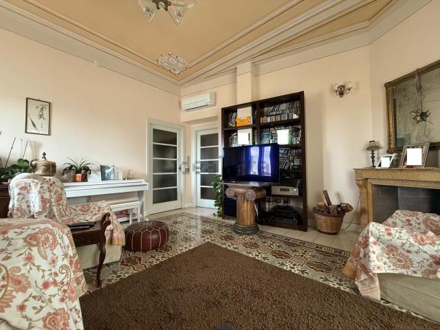 Appartamento in vendita a Bonaria, Cagliari