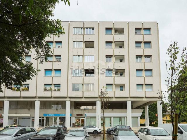 Appartamento in vendita a Rovagnasco, Segrate