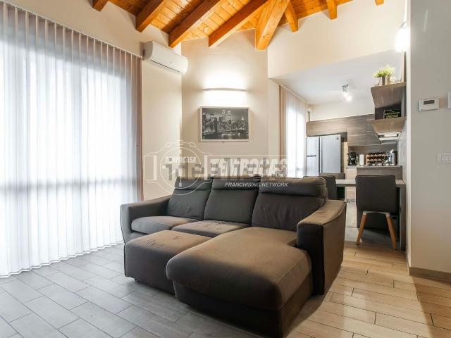 Appartamento in vendita a Solbiate Olona, Lombardia