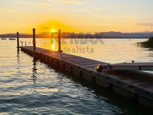 Appartamento in vendita a Sirmione, Lombardia