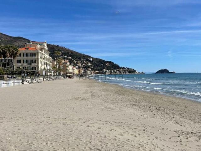 Attico in vendita a Alassio, Liguria