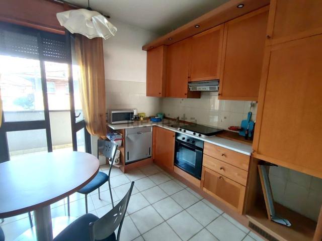 Appartamento in vendita a Seveso, Lombardia