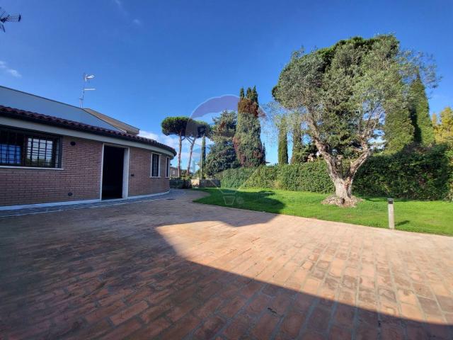 Appartamento in vendita a Selva Secca, Roma Capitale