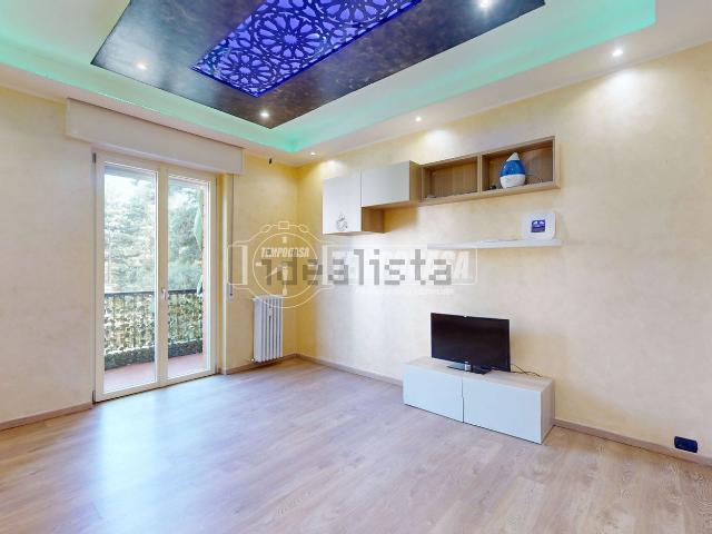 Appartamento in vendita a Barlassina, Lombardia