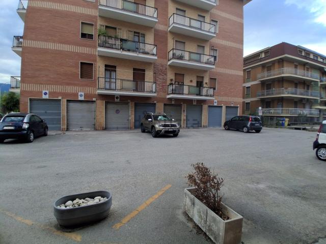 Appartamento in vendita a Sulmona, L'Aquila