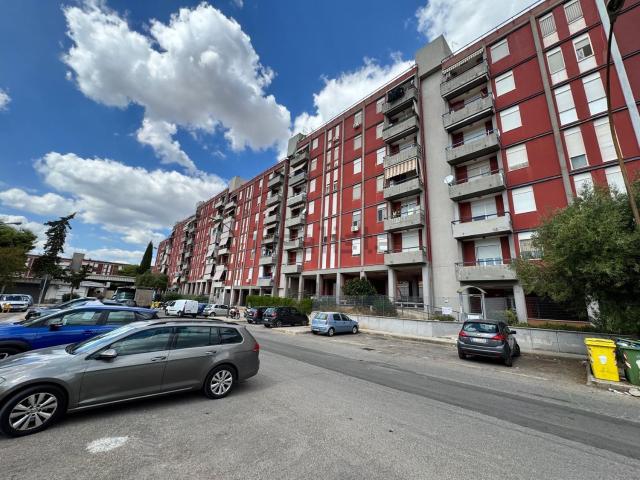 Appartamento in vendita a Quartiere Paolo VI, Taranto