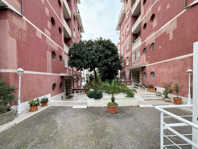 Appartamento in vendita a Municipio Roma XIV, Roma Capitale