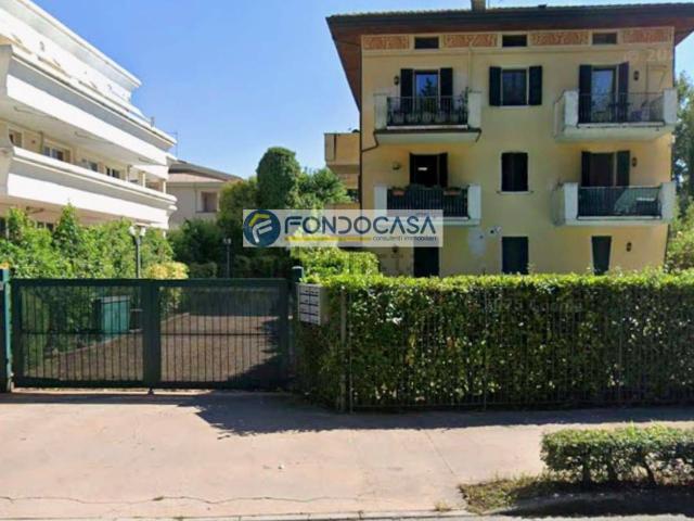 Appartamento in vendita a Rivoltella del Garda, Desenzano Del Garda