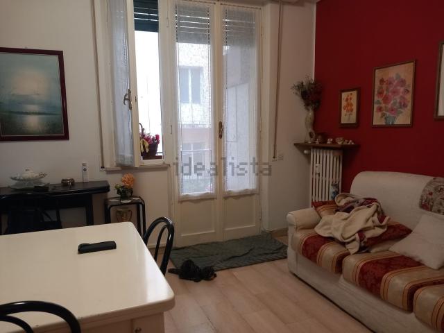 Appartamento in vendita a Pesaro, Pesaro E Urbino