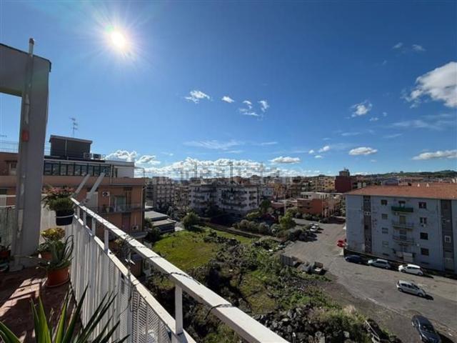 Appartamento in vendita a Monte Po-Nesima-San Leone-Rapisardi, Catania