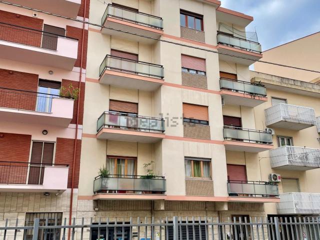 Appartamento in vendita a Calabria, Reggio Calabria