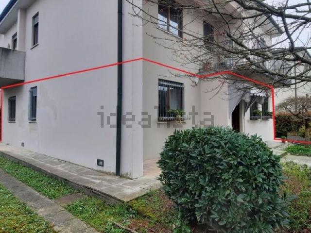 Appartamento in vendita a Ferrovieri, Vicenza