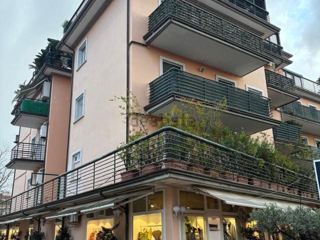 Appartamento in vendita a San Carlo, Marina Di Massa