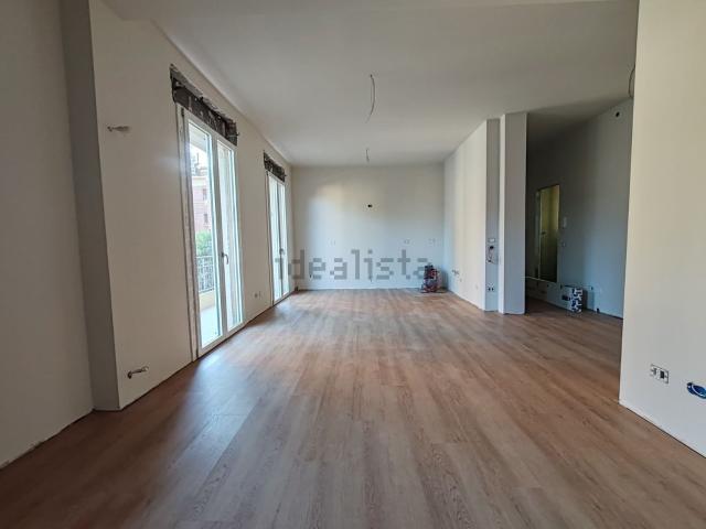Appartamento in vendita a Sant'Agostino città-Porta Castello, Re