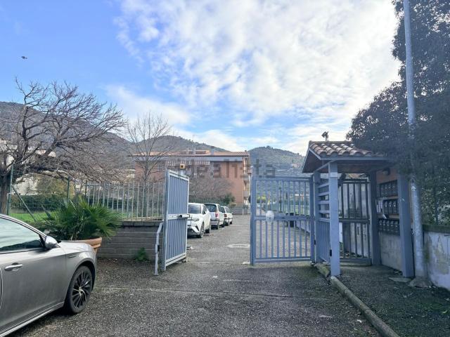 Appartamento in vendita a Campolimpido, Roma Capitale