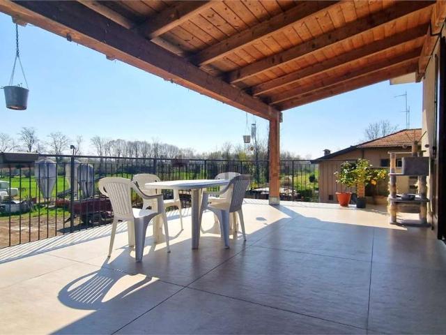 Appartamento in vendita a Piemonte, Novara