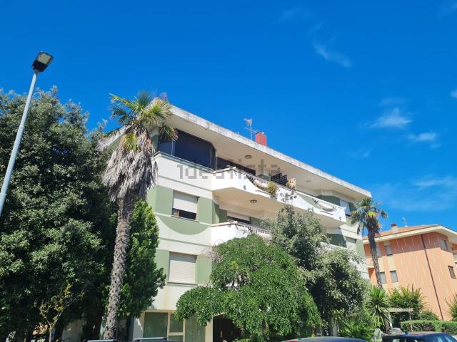 Appartamento in vendita a Pineto, Abruzzo