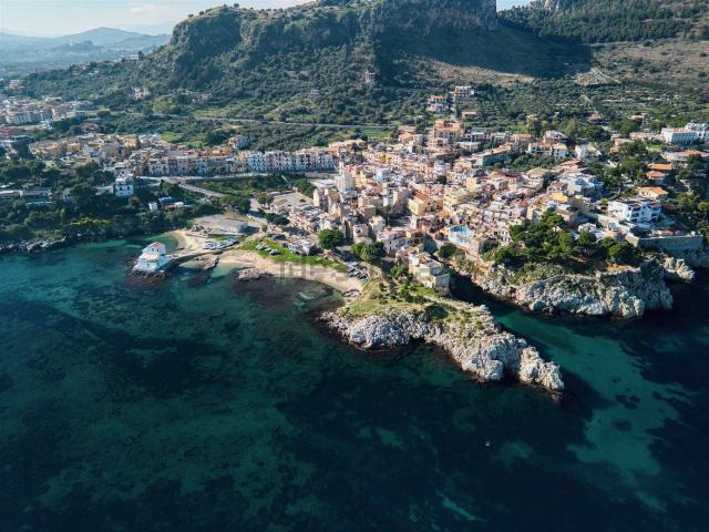 Attico in vendita a Sant'Elia, Santa Flavia