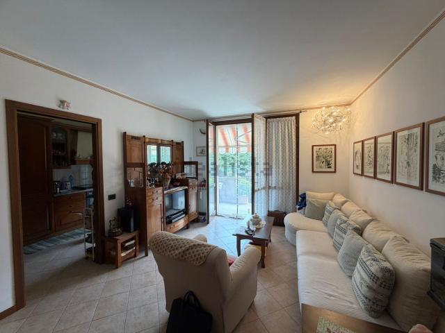Appartamento in vendita a Cavenago Brianza, Lombardia