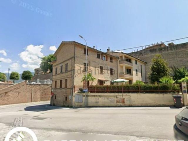 Appartamento in vendita a Cerreto d'Esi, Ancona