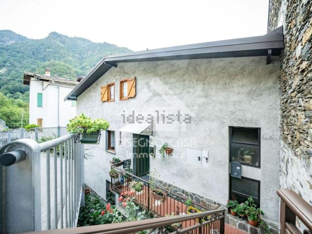 Appartamento in vendita a Pagnona, Lombardia