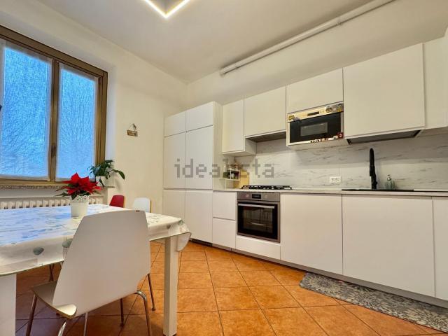 Appartamento in vendita a Triuggio, Lombardia