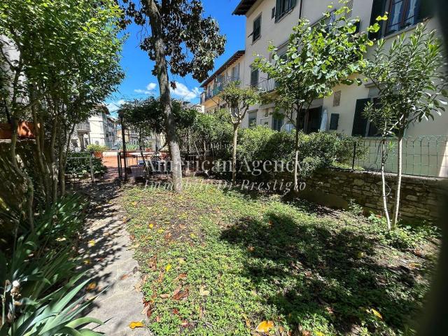 Appartamento in vendita a San Frediano, Firenze
