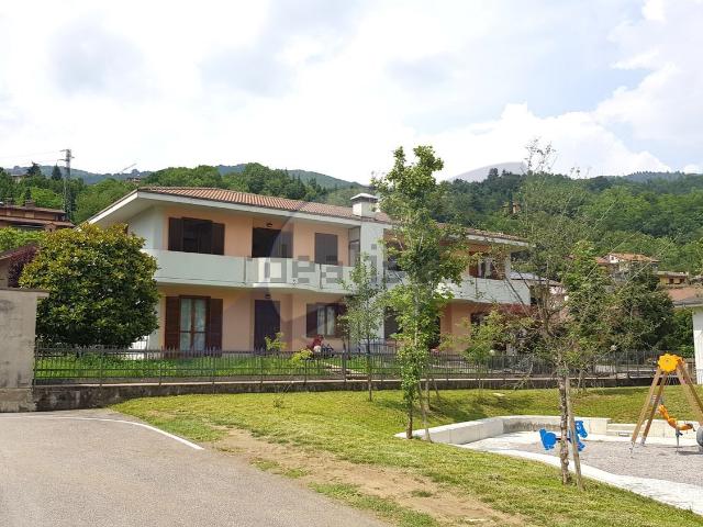 Appartamento in vendita a Casazza, Lombardia