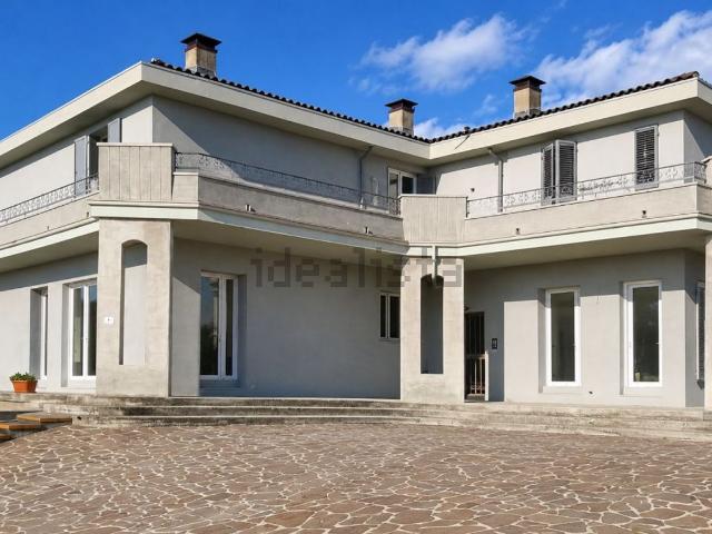 Appartamento in vendita a Val d’Enza, Re