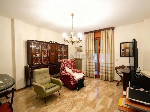 Appartamento in vendita a Cinghio, Parma