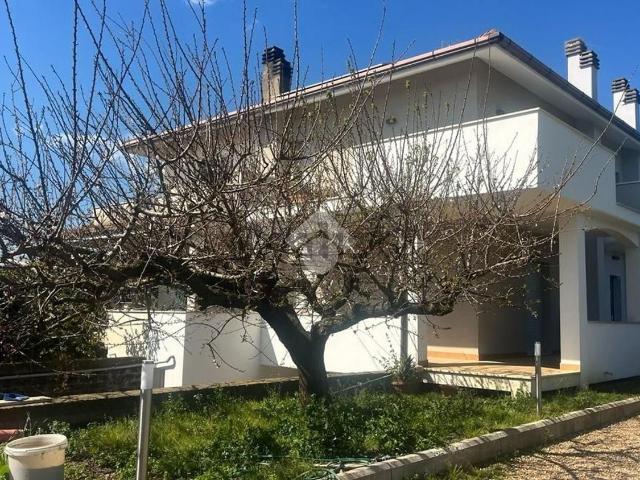 Appartamento in vendita a Piane di Vaccina, Roma Capitale