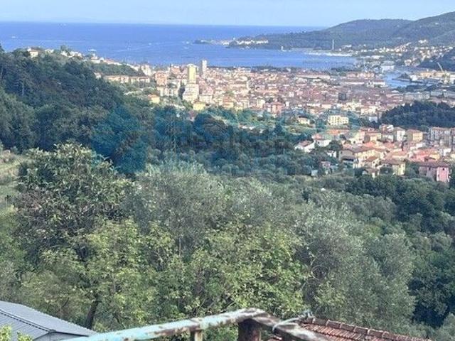Appartamento in vendita a Marinasco, La Spezia