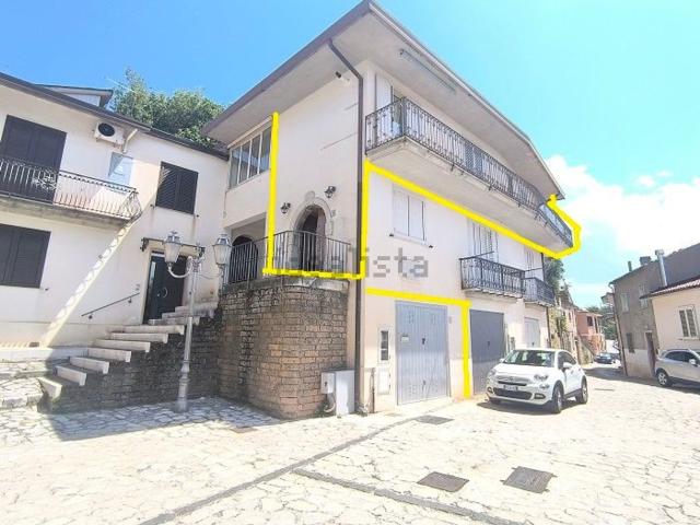 Appartamento in vendita a Paternopoli, Campania