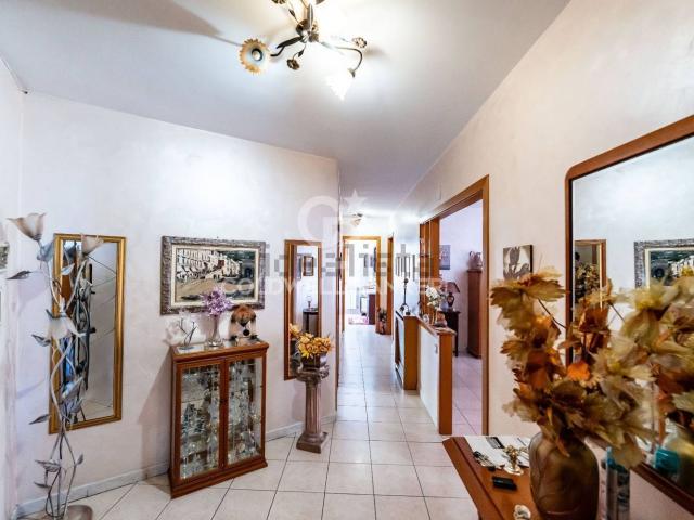 Appartamento in vendita a Ficarazzi, Aci Castello