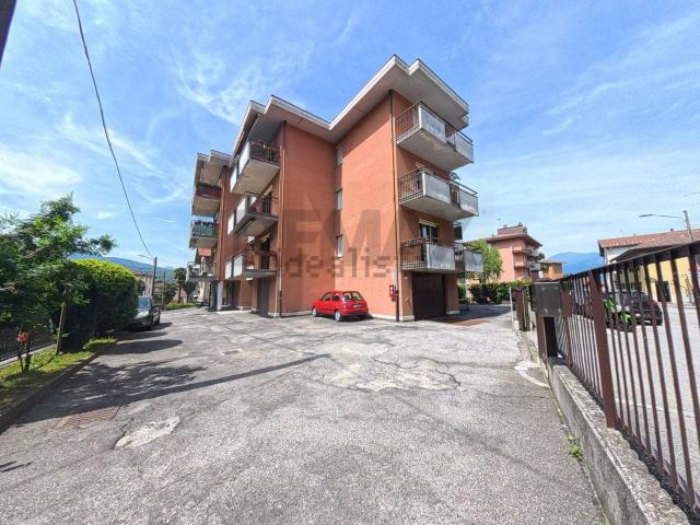 Appartamento in vendita a Comunità Montana Valli del Verbano, Luino