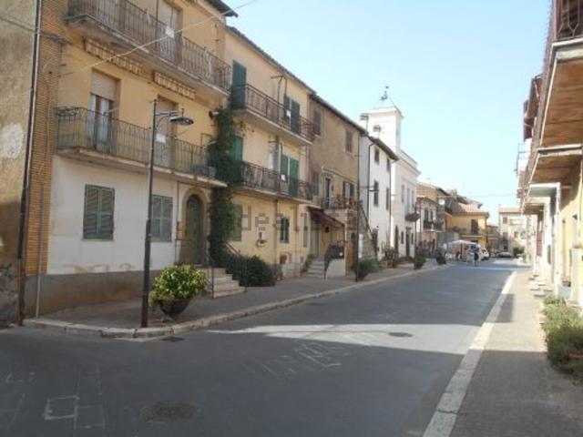 Appartamento in vendita a Villa San Giovanni In Tuscia, Lazio