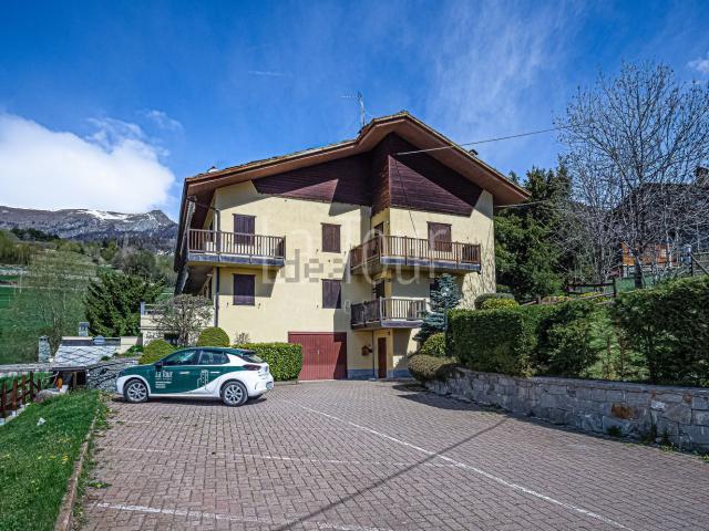Appartamento in vendita a Saint Denis, Aosta