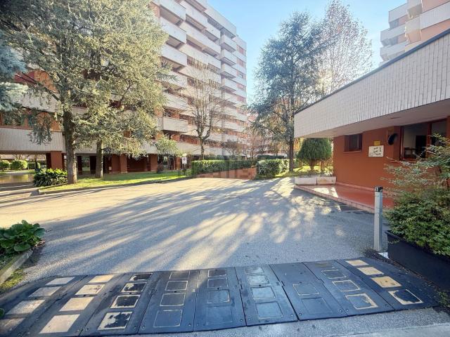 Attico in vendita a San Giuliano Monzese, Cologno Monzese