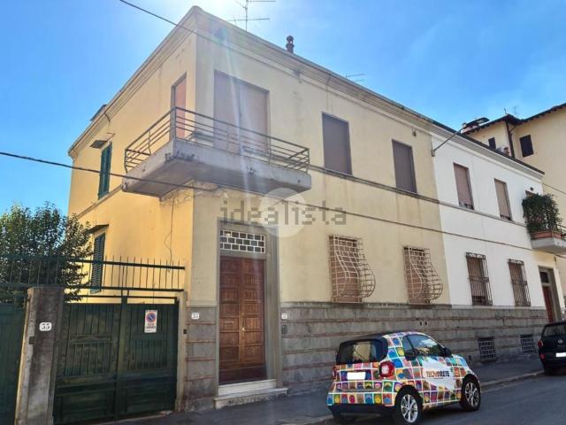 Appartamento in vendita a Campo di Marte, Firenze