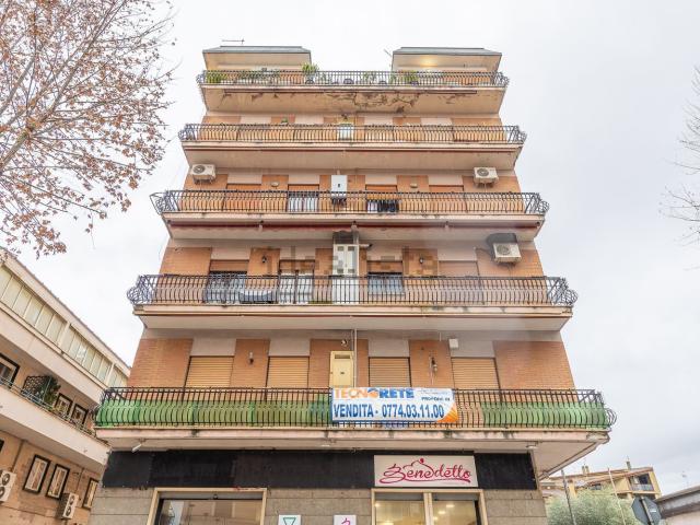Appartamento in vendita a Guidonia Montecelio, Roma Capitale