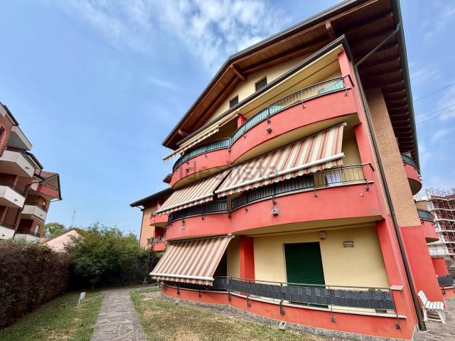Appartamento in vendita a Villaggio del Sole, Limbiate