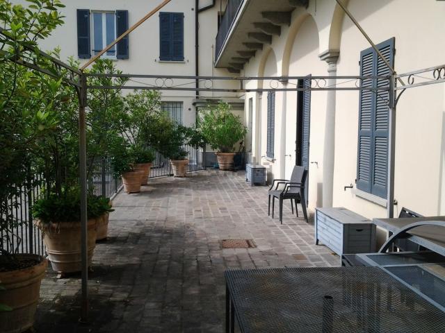 Appartamento in vendita a Castana, Lombardia